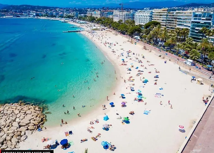 Apartamento 2 Bedrooms Seafront *