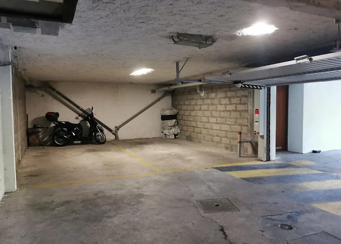 2 Bedrooms Seafront *