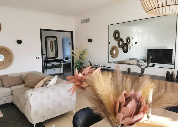شقة 2 Bedrooms Seafront كان